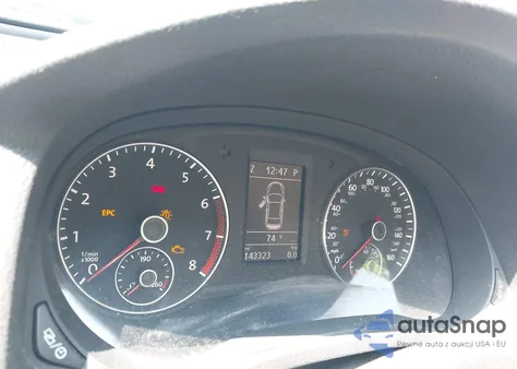 2013 Volkswagen Passat Se z USA, uszkodzony, nr VIN 1VWBH7A35DC032589